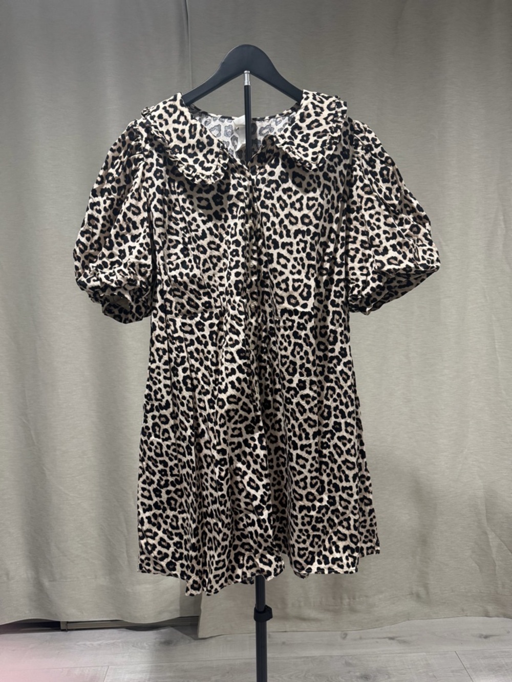 H&M Leopard Print Puff Sleeve Dress in Beige and Black